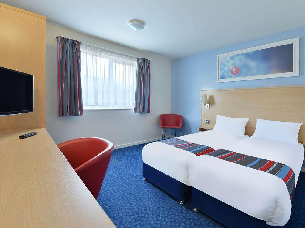 Travelodge Peterborough Alwalton Quarto foto